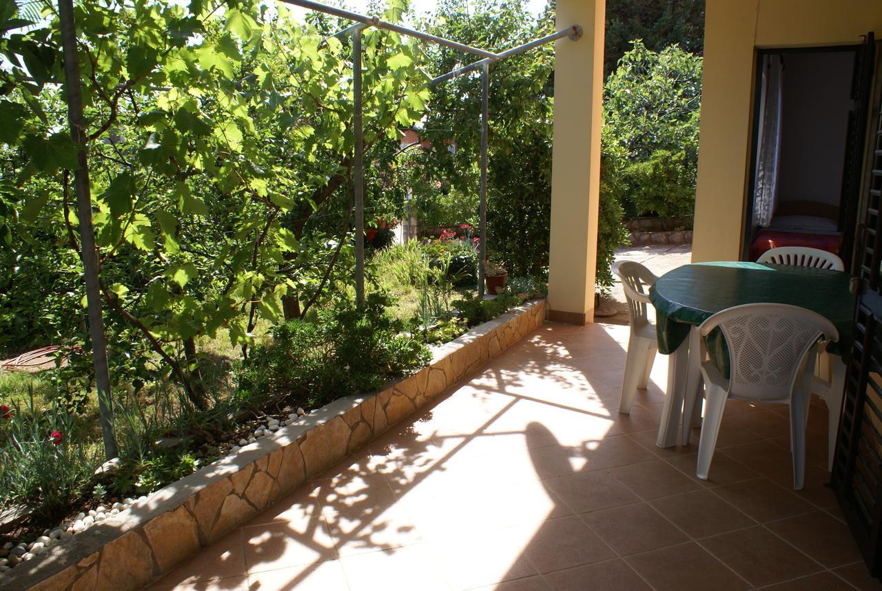 Apartment Ana M Krk Town Kültér fotó